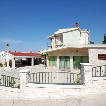 Gradac 15282e Apartamento Gradac (Split-Dalmatia)